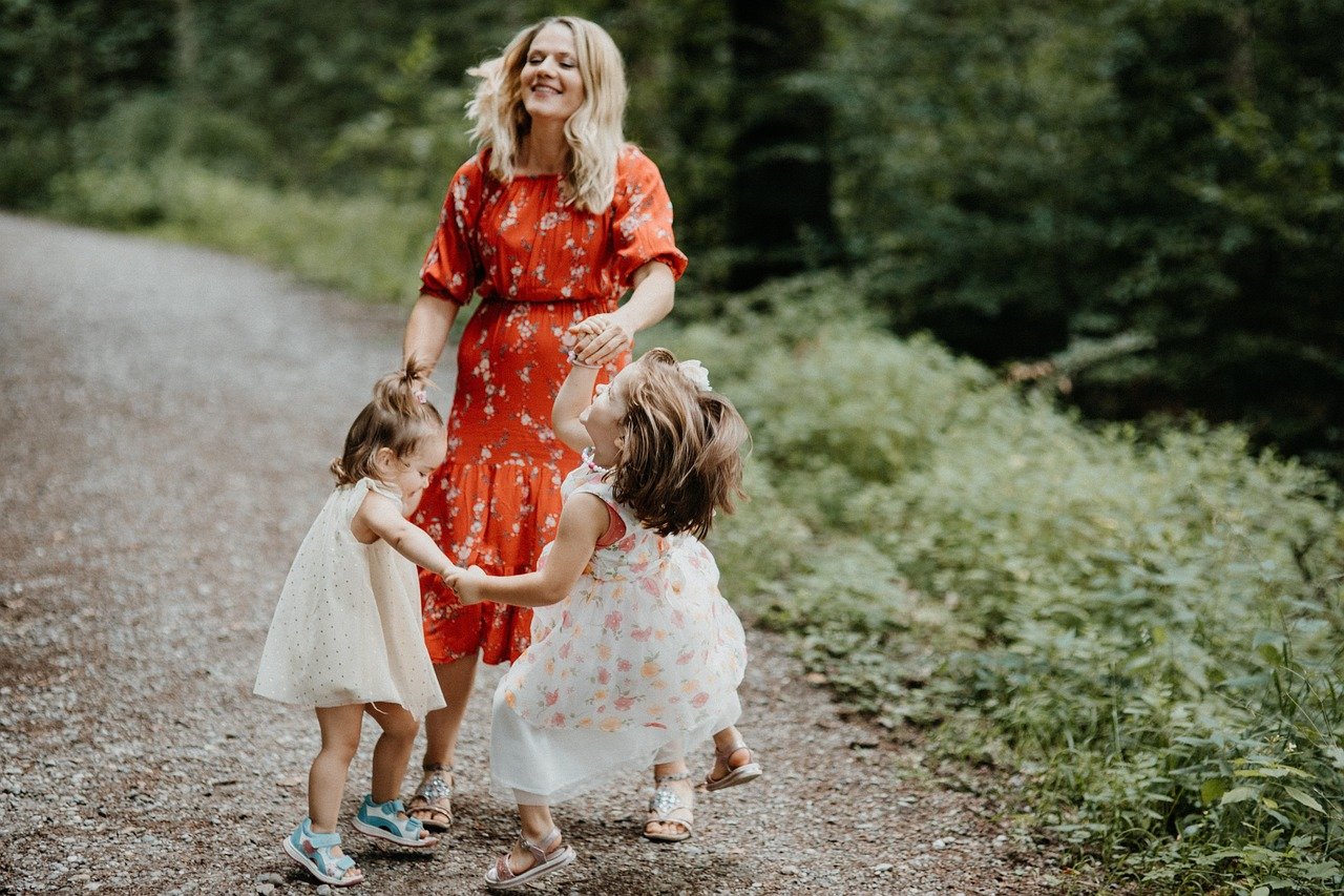 How Parents Can Respond to Attention Seeking Behavior
