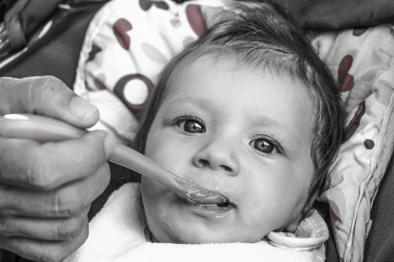 Newborn Feeding Basics for New Parents