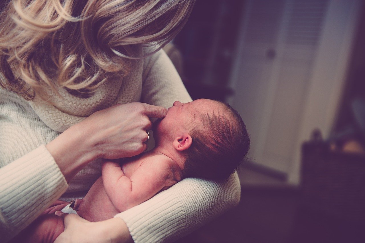 Common Baby Care Mistakes New Parents Make